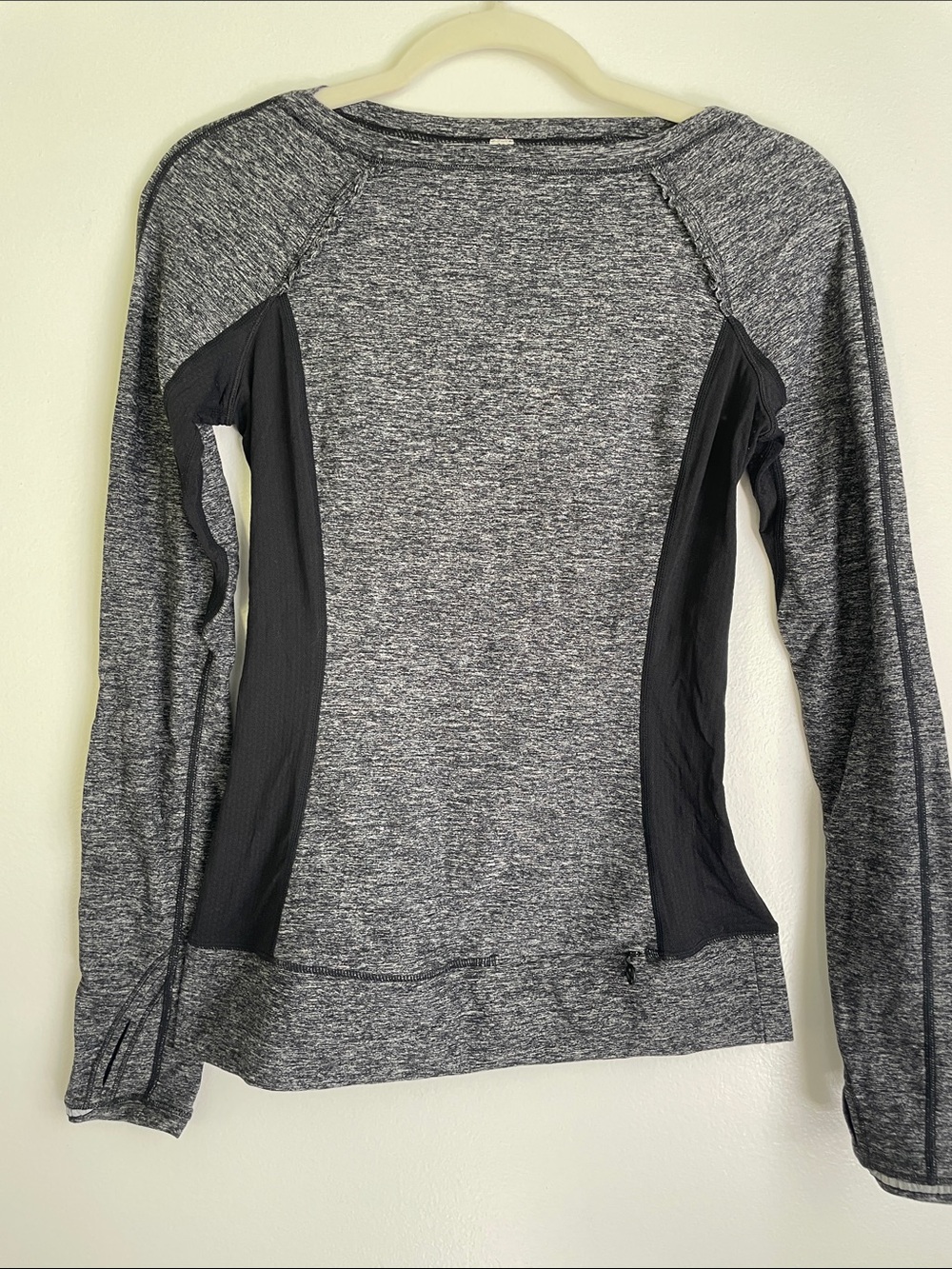 Lululemon Long-Sleeve Heather Gray Performance Pullover with Black Side Panels